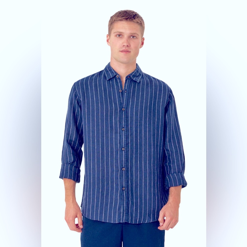 Massimo Dutti button down size XL Long Sleeve Shirt Navy white stripes collar*